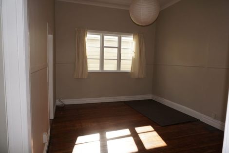 Photo of property in 242 Rintoul Street, Berhampore, Wellington, 6023