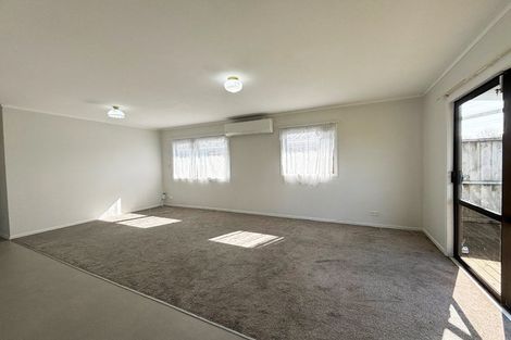 Photo of property in 47 Flat Bush Road, Clover Park, Auckland, 2023
