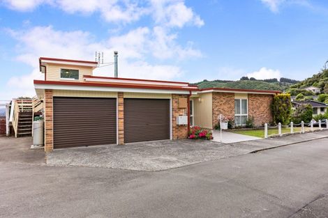 Photo of property in 8 Alleyne Court, Brown Owl, Upper Hutt, 5018