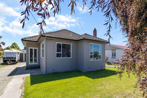 Photo of property in 16 Coronation Street, Waimate, 7924