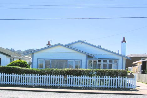 Photo of property in 57 Rotherham Terrace, Miramar, Wellington, 6022