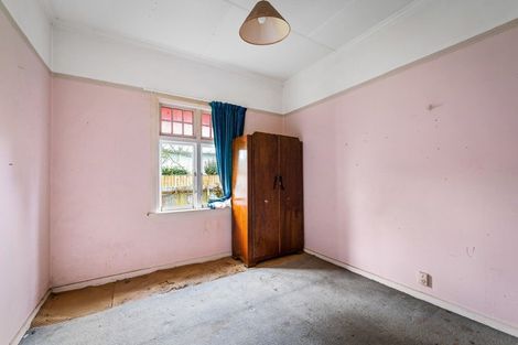 Photo of property in 18 Wyndham Street, Carterton, 5713