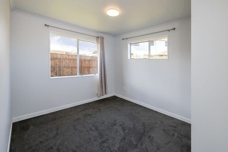 Photo of property in 33b Balmoral Street, Levin, 5510