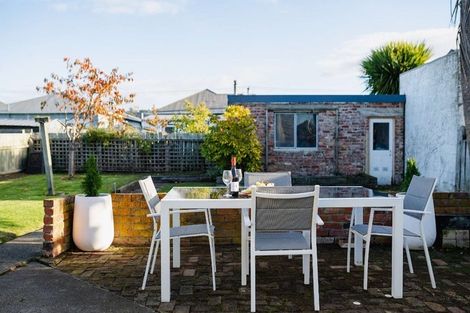 Photo of property in 6 Alma Street, Saint Kilda, Dunedin, 9012