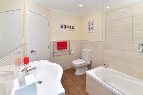 Photo of property in 117 Voyager Drive, Gulf Harbour, Whangaparaoa, 0930