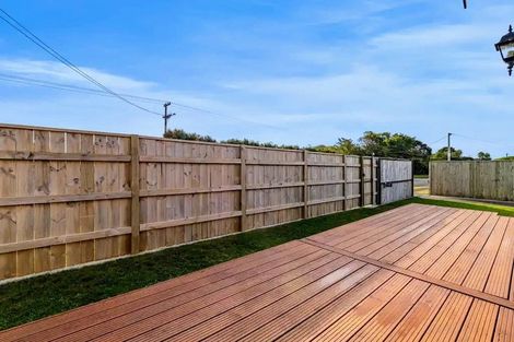 Photo of property in 126 Miranda Street, Stratford, 4332