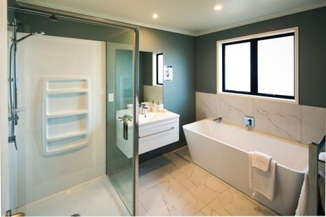 Photo of property in 48a Adams Road South, Pukekohe, 2120