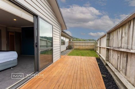 Photo of property in 7 Percy Kinsman Crescent, Riverstone Terraces, Upper Hutt, 5018