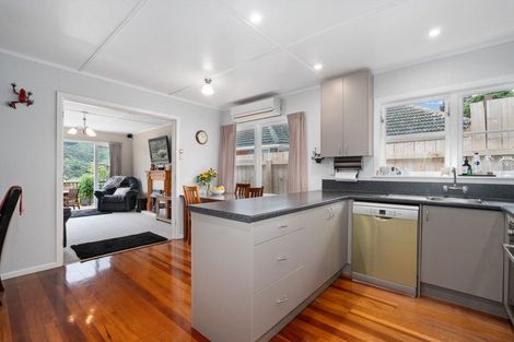 Photo of property in 75 Coast Road, Wainuiomata, Lower Hutt, 5014