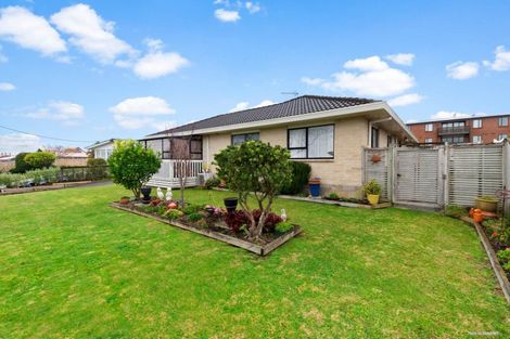 Photo of property in 1/103 Seddon Street, Pukekohe, 2120