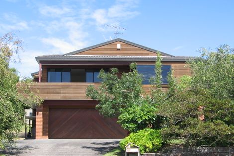 Photo of property in 43 Braemar Road, Rothesay Bay, Auckland, 0630