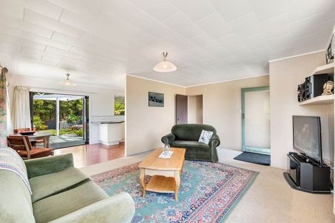 Photo of property in 50 Awaruku Road, Torbay, Auckland, 0630