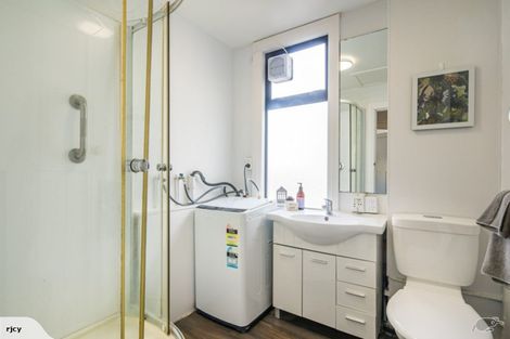 Photo of property in 6/24 Elizabeth Street, Mount Victoria, Wellington, 6011