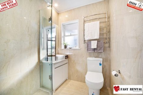 Photo of property in 4/35 Shakespeare Road, Milford, Auckland, 0620