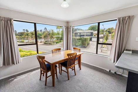 Photo of property in 87 Great North Road, Saint Johns Hill, Whanganui, 4501