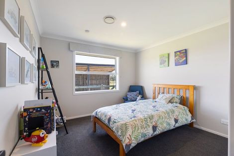 Photo of property in 18 Ashgrove Lane, Ashhurst, Palmerston North, 4470