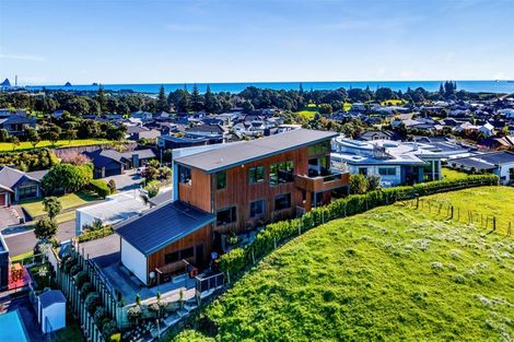 Photo of property in 16a Links Drive, Waiwhakaiho, New Plymouth, 4312