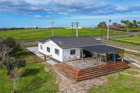 Photo of property in 157 Nixon Road, Taupaki, Henderson, 0782