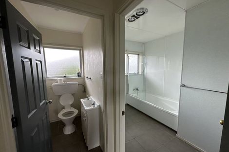 Photo of property in 10 Bendale Place, Papatoetoe, Auckland, 2025