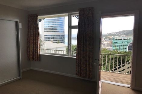 Photo of property in 235 The Terrace, Te Aro, Wellington, 6011