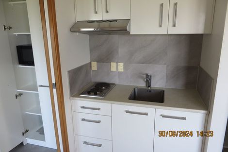 Photo of property in 57 Haseler Crescent, Howick, Auckland, 2014