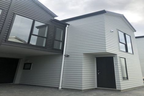 Photo of property in 3/21 Akoranga Drive, Northcote, Auckland, 0627