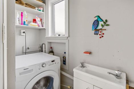 Photo of property in 6 Edward Street, Waimate, 7924