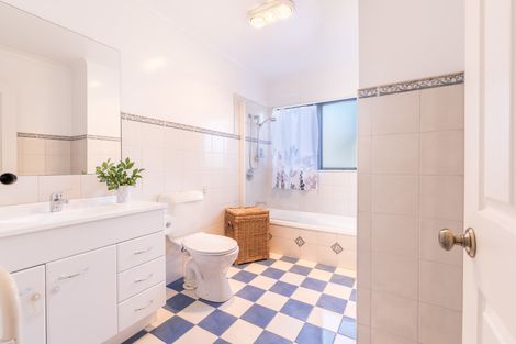 Photo of property in 31a Konini Road, Titirangi, Auckland, 0604