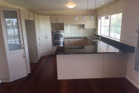 Photo of property in 16 Kennedys Bush Road, Halswell, Christchurch, 8025