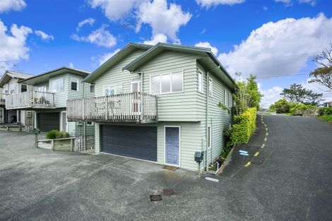 Photo of property in 1/61 The Avenue, Albany, Auckland, 0632