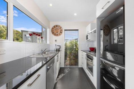 Photo of property in 36e Erlestoke Crescent, Churton Park, Wellington, 6037