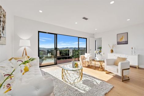 Photo of property in 3 Rakiraki Place, Flat Bush, Auckland, 2019