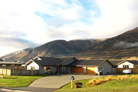 Photo of property in 52 Howards Drive, Lake Hayes, Queenstown, 9304