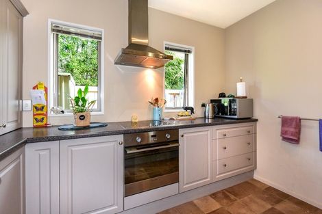 Photo of property in 24 Streamside Court, Woolston, Christchurch, 8062