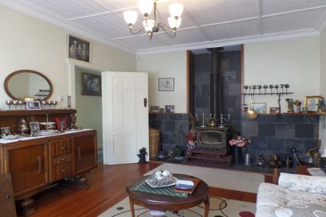 Photo of property in 727 Pollen Street, Thames, 3500