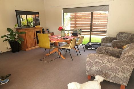 Photo of property in 12 Hillside Crescent, Westown, New Plymouth, 4310