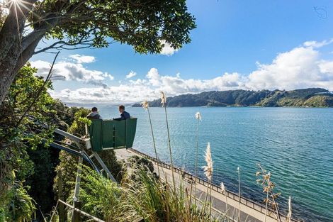 Photo of property in 196 Evans Bay Parade, Roseneath, Wellington, 6021
