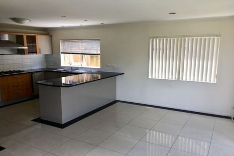 Photo of property in 1 Kestev Drive, Flat Bush, Auckland, 2016
