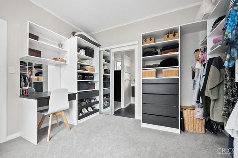 Photo of property in 465 Stokes Valley Road, Stokes Valley, Lower Hutt, 5019