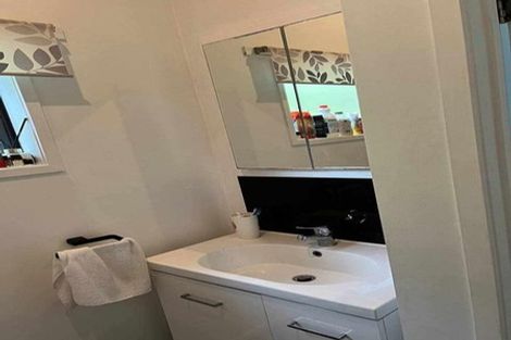 Photo of property in 21 Cochrane Avenue, Arkles Bay, Whangaparaoa, 0932