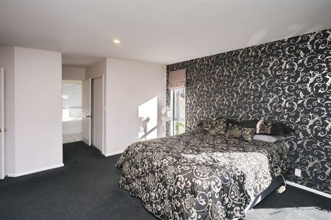 Photo of property in 2 The Stables, Woodend, 7610