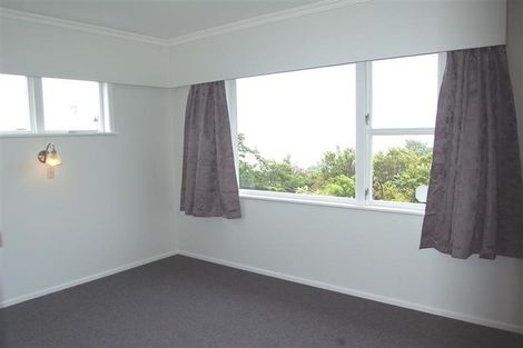 Photo of property in 17 Bedford Grove, Kelson, Lower Hutt, 5010