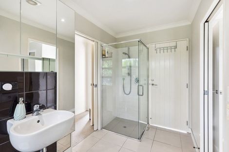 Photo of property in 185 Te Moana Road, Waikanae, 5036