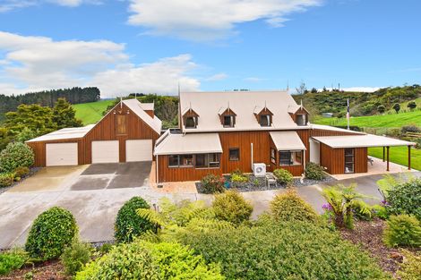 Photo of property in 47 Cherrington Road, Clevedon, Papakura, 2582