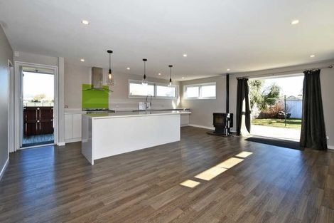 Photo of property in 72 Marlow Road, Aranui, Christchurch, 8061