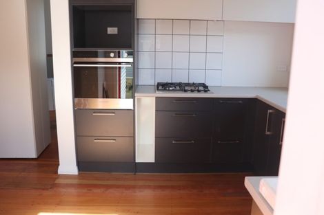 Photo of property in 19 Homebush Road, Khandallah, Wellington, 6035