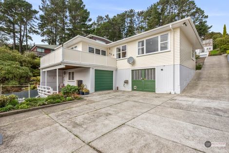 Photo of property in 37 Dalton Grove, Stokes Valley, Lower Hutt, 5019