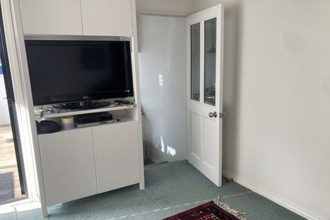 Photo of property in 22 King Edward Parade, Devonport, Auckland, 0624