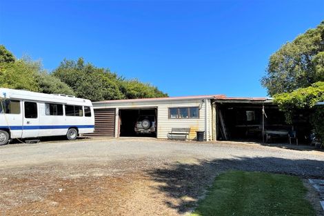 Photo of property in 11 Stuart Street, Owaka, 9535