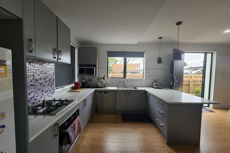 Photo of property in 2 Vanni Lane, Pahurehure, Papakura, 2113